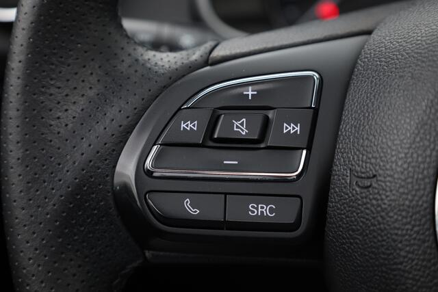 MG ZS EV Luxury 45 kWh | Pano | Camera | Adapt. Cruise | Keyless | Apple CarPlay