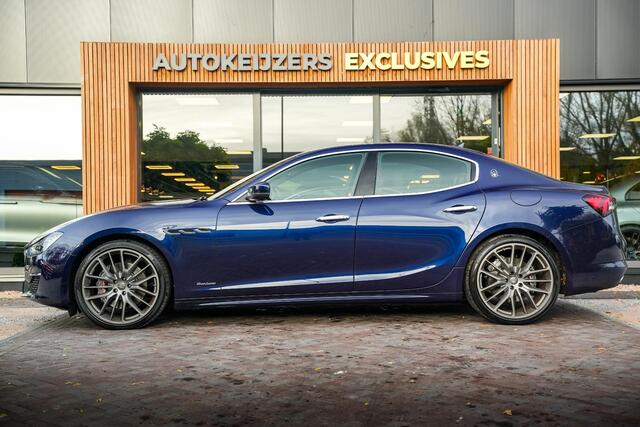 Maserati GHIBLI 3.0 V6 GranLusso 21"LM Keyless Camera