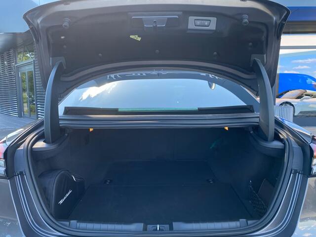 Maserati GHIBLI 3.8 V8 Trofeo 581 PK ACC Schuifdak Carbon 360 Camera Stoelkoeling