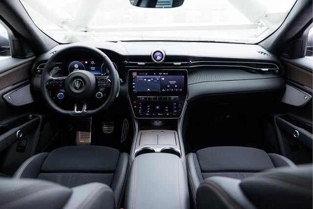 Maserati Grecale AWD Folgore 105kWh Climate Package Plus | 360 Surround View Camera | Panorama Sunroof |