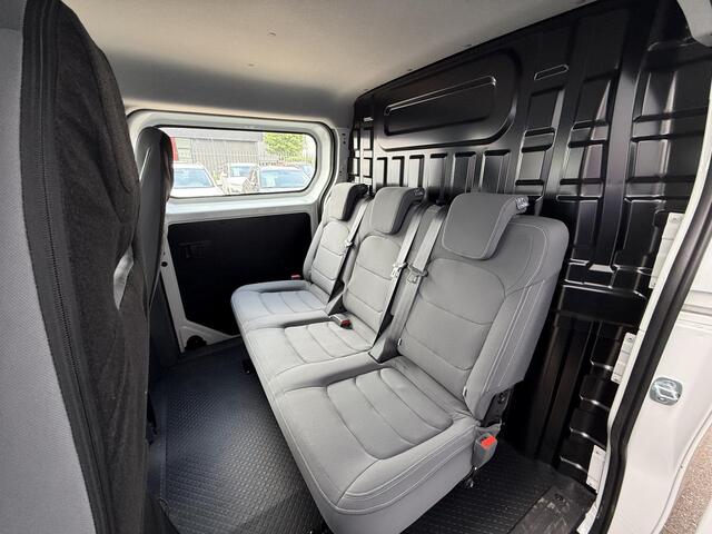 Maxus eDELIVER 5 | L2H1 64 kWh |Dubbel cabine |uit voorraad leverbaar |