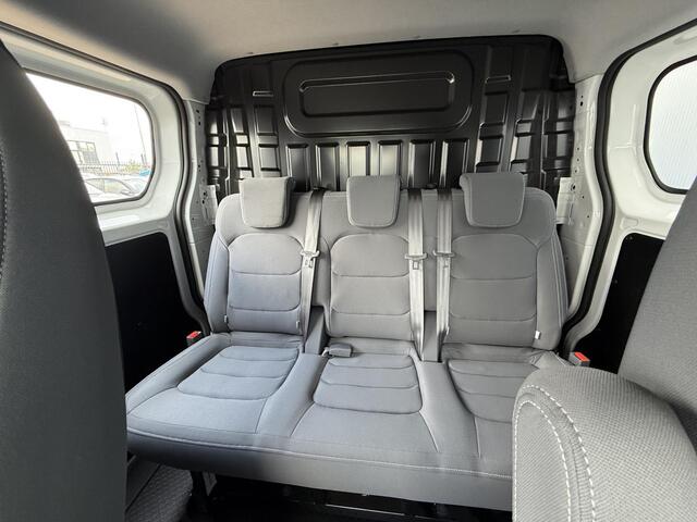 Maxus eDELIVER 5 | L2H1 64 kWh |Dubbel cabine |uit voorraad leverbaar |