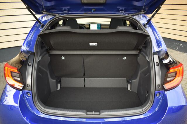 Mazda 2 Hybrid 1.5 Homura Plus - ¤ 3.000,- Korting *