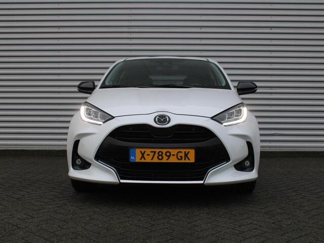 Mazda 2 Hybrid 1.5 Select | 16" LM | Stoel- & stuurverwarming | HUD | Camera | Dodehoek sensor |