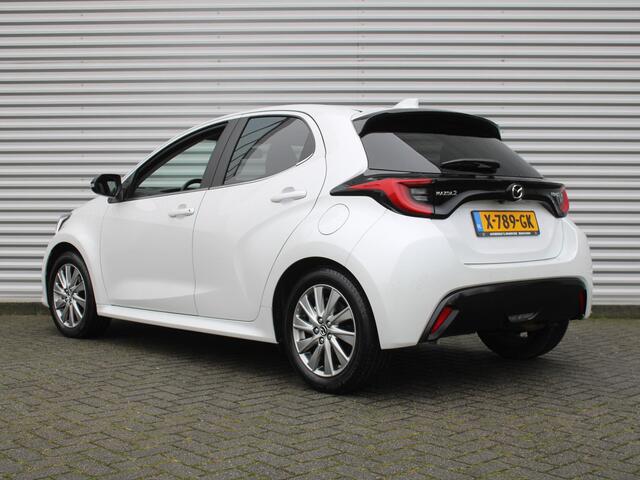 Mazda 2 Hybrid 1.5 Select | 16" LM | Stoel- & stuurverwarming | HUD | Camera | Dodehoek sensor |