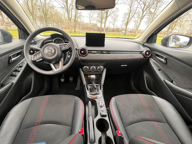 Mazda 2 1.5 e-SkyActiv-G 90 Homura Aka