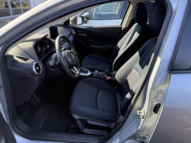 Mazda 2 1.5 Skyactiv-G Luxury Automaat | iACTIVSENSE PACK | CAMERA | STOELVERWARMING |