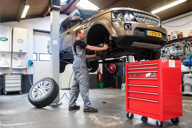 Mazda 2 1.5 SkyActiv-G 90 Homura - Binnenkort meer foto's en informatie!