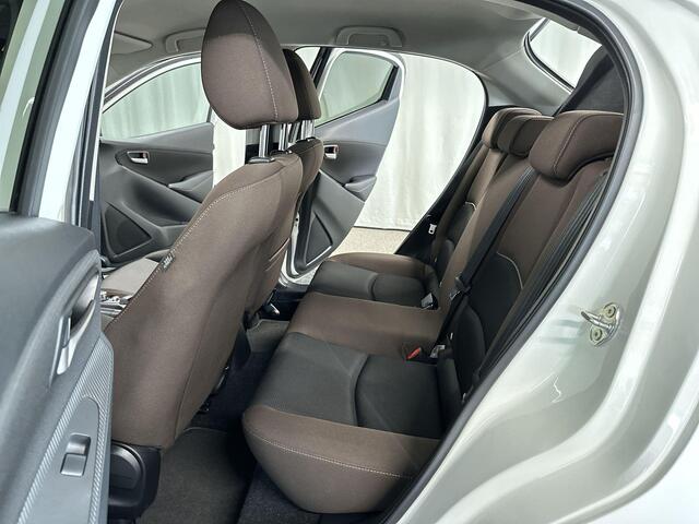 Mazda 2 1.5 Skyactiv-G Luxury Automaat | LED | NAVI