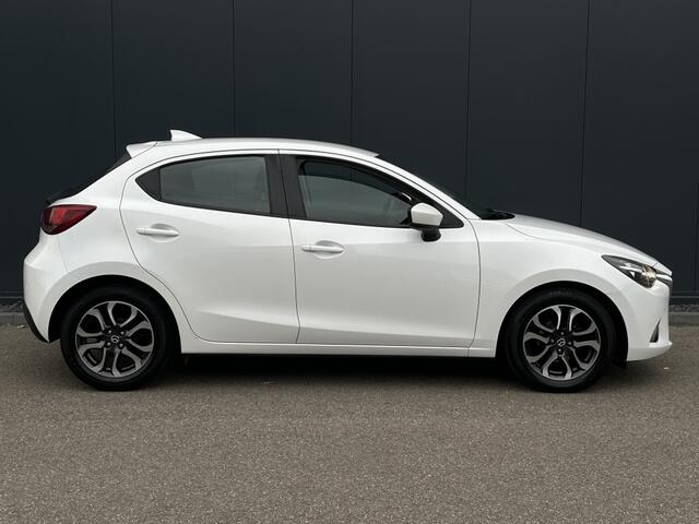 Mazda 2 1.5 Skyactiv-G Dynamic+ / Navigatie