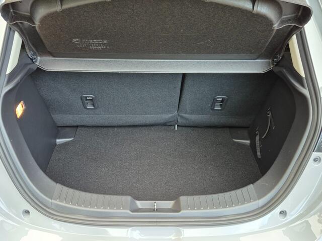 Mazda 2 E-SKYACTIV-G 90 HOMURA M-HYBRID / Carplay