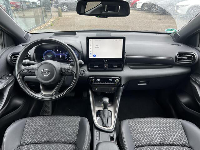 Mazda 2 Hybrid 1.5 Homura Plus AUTOMAAT | STOEL- EN STUURVERWARMING | PARKEERSENSOREN V+A | ACHTERUITRIJCAMERA | DODEHOEKDETECTIE | NAVIGATIE | CARPLAY | DRAADLOZE TELEFOONLADER | DIGITAAL DASHBOARD | KEYLESS |