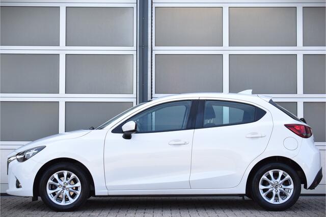 Mazda 2 1.5 Skyactiv-G Dynamic+ OrigNL | Trekhaak | Navi | Cruise control | PDC