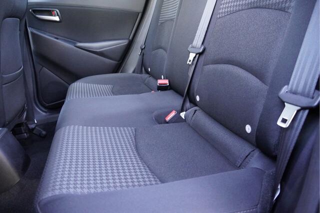 Mazda 2 1.5 Skyactiv-G 5drs Dynamic+ BJ2019 Lmv 16" | Pdc | Navi | Airco | Cruise control | Getint glas