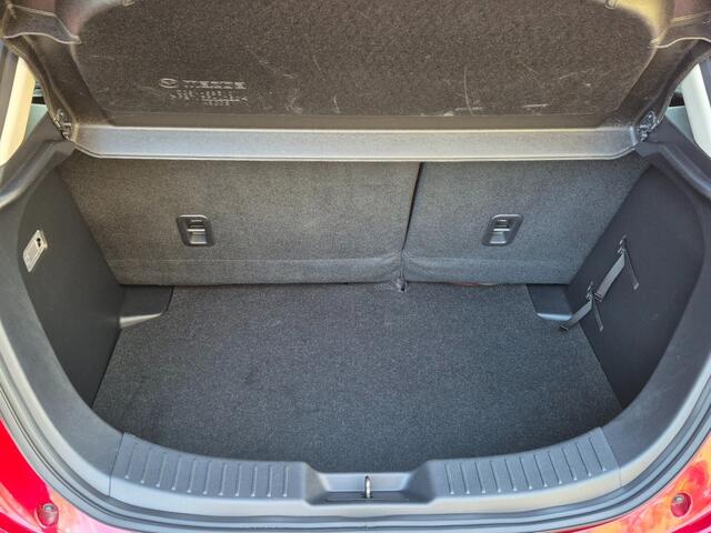 Mazda 2 SKYACTIV-G 90 SPORTIVE / Trekhaak / Carplay