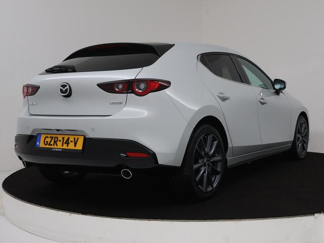 Mazda 3 2.5 e-SkyActiv-G M Hybrid 140 Takumi DEMO | Navigatie | Voorstoelen verwarmd | Stuurwiel verwarmd |
