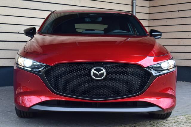Mazda 3 2.0 e-SkyActiv-X 186 Homura - nu met ¤ 3.000,- Voorraad korting - Meerdere kleuren/uitvoeringen uit voorraad leverbaar