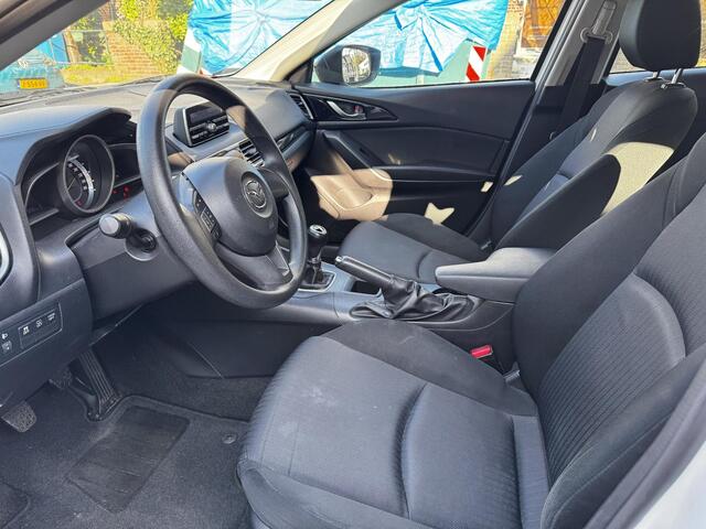 Mazda 3 1.5 S
