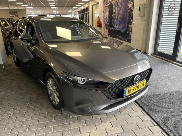 Mazda 3 2.0 e-SkyActiv-G M Hybrid 150 Sportive , Adap Cruise, Clima, HUD, PDC, Stoelverwarming, Stuurverwarming, Camera, Navi, Apple Carplay