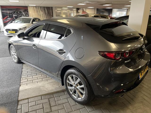 Mazda 3 2.0 e-SkyActiv-G M Hybrid 150 Sportive , Adap Cruise, Clima, HUD, PDC, Stoelverwarming, Stuurverwarming, Camera, Navi, Apple Carplay