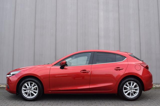 Mazda 3 2.0 SkyActiv-G 120 GT-M LED | ECC | Telefonie | Sportstoelen | Trekhaak | Stoelverwarming