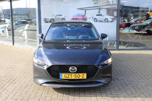 Mazda 3 HB 2.0 e-SkyActiv-X 186 M Hybrid Nagisa , Demovoordeel ¤3.740,-, Bruin Leder, Bose, Navi, Adap.Cruise, Clima, Apple Carplay, Camera, PDC, HUD, Stoelverwarming, 18" LMV