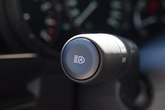 Mazda 3 2.5 e-SkyActiv-G M Hybrid 140 Homura - Nu met ¤ 3.000,- Voorraad korting - Meerdere kleuren/uitvoeringen uit voorraad leverbaar