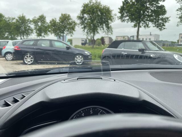 Mazda 3 2.0 SkyActiv-G 120 GT-M 50% deal 8.975,- ACTIE Leder / Bose / HUD / Stoel-Stuurverwarming / Navi / DAB