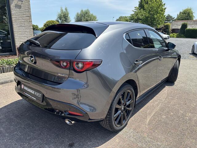 Mazda 3 2.0 e-SkyActiv-X M Hybrid 186pk Homura Carplay / Keyless / Camera