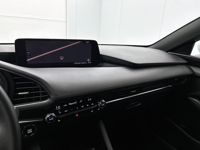 Mazda 3 2.0 e-SkyActiv-G M Hybrid 150 Exclusive-line