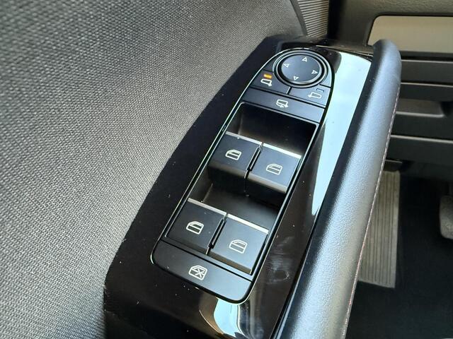 Mazda 3 2.5 e-SkyActiv-G M Hybrid 140 Homura | PEETEN DEMO DEALS! | CARPLAY | CAMERA |