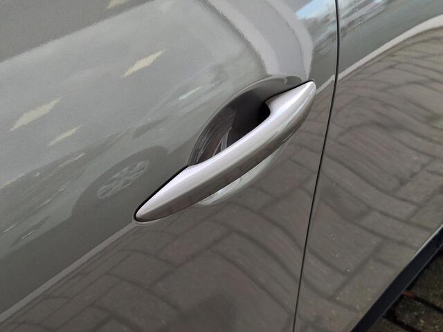 Mazda 3 2.5 e-SkyActiv-G M Hybrid 140 Takumi | Bose | Automaat | Elektrische verstelbare stoelen met stoelgeheugen | Stoel/stuurverwarming | 360 graden camera | Apple Carplay/Android Auto | Privacy glass | Leder |