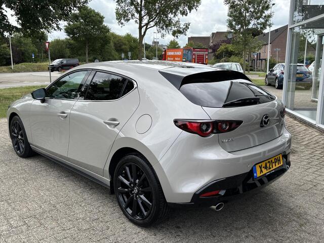 Mazda 3 2.0 e-SkyActiv-G M Hybrid 150 Homura NL-Auto, 1e Eig, Dealer Ondh., Navigatie, Apple Carplay /Android Auto, A.Rij-camera, Parkeerhulp v., Add. Cruise Controle, Head-Up, Stoelverw.
