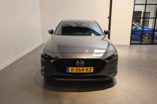 Mazda 3 2.0 e-SkyActiv-G M Hybrid 150 Homura - Stoelverwarming - Apple Carplay/ Android Auto - Adaptive Cruise - Bose audio - Headup display - Afneembare trekhaak