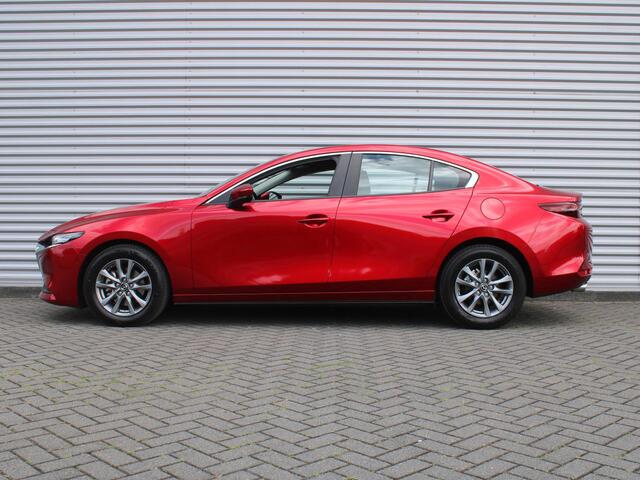 Mazda 3 2.0 e-SkyActiv-G M Hybrid 122 Comfort | Stuur-/stoelverwarming | Camera | Cruise adapt. | Clima | 16" LM | HUD | LED | Dodehoek detectie |