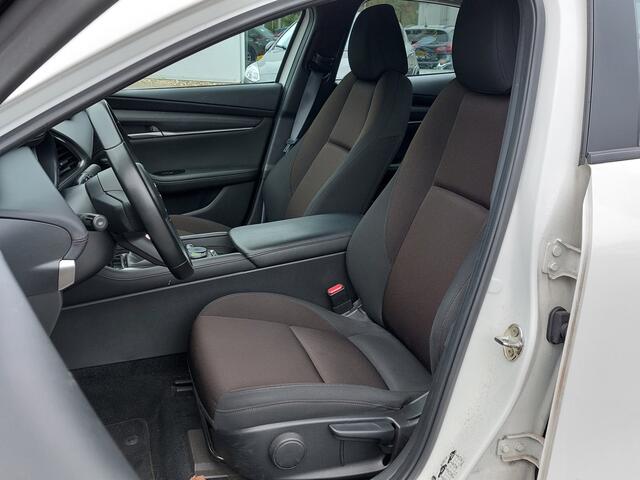 Mazda 3 2.0 e-SkyActiv-G M Hybrid 122pk | Origineel NL | Navi | Apple Carplay + Android Auto | Airco | Adap.Cruise | Led Koplampen | Pdc+Camera | Rijstrook+Licht+Regensensor | 16''lm