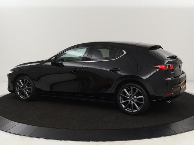 Mazda 3 2.0 e-SkyActiv-G Sportive | Head-Up | Stoel & stuurverwarming | Adaptive cruise | Carplay | Camera | Keyless | Climate control