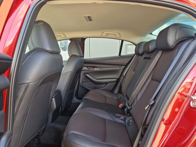 Mazda 3 2.5 e-SkyActiv-G 140 M Hybrid 140 Takumi | AUTOMAAT | BOSE | LEDER | DEMO DEAL!!!