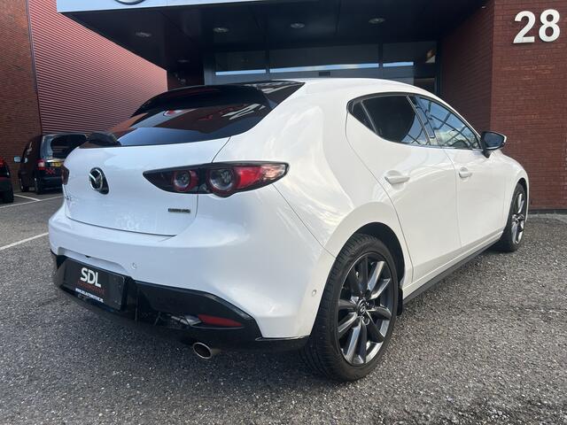 Mazda 3 2.0 e-SkyActiv-G M Hybrid 122 Luxury // FULL LED // NAVI + CARPLAY // ADAPTIV CRUISE // HUD // BOSE AUDIO // 360 CAMERA