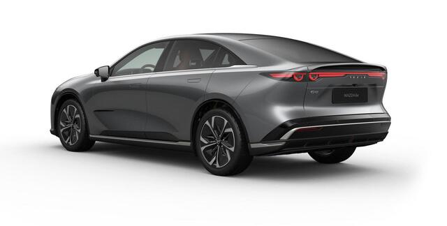 Mazda 6 6e Takumi 68.8 kWh 258 PK RWD | Beige leder + lichte hemelbekleding