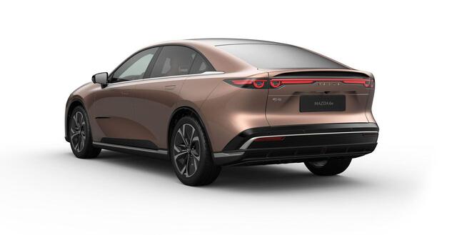 Mazda 6 6e Takumi 68.8 kWh 258 PK RWD | Beige leder + lichte hemelbekleding