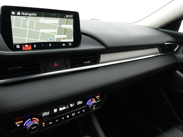 Mazda 6 Sportbreak 2.0 SkyActiv-G 165 Centre-Line | Stoelverwarming | camera | Navigatie |