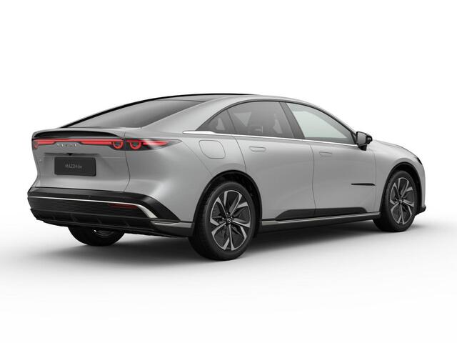 Mazda 6 6e Takumi 68.8 kWh | Dit jaar rijden, 17% bijtelling | ¤ 2.000 introductievoordeel bij aanschaf | Zwart leder |