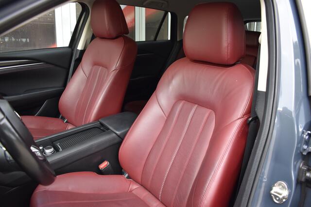 Mazda 6 Sportbreak 2.0 SA G 165 Luxury Automaat / Navi / Adap. Cruise / 19" LM / Carplay / Cameras / Keyless / Stoelverw. + ventilatie