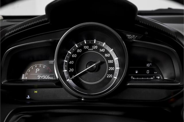 Mazda CX-3 2.0 SkyActiv-G 120 TS+ 120 PK - Automaat Orig. NL | Cruise | Stoelverw. | PDC | Camera | NAV | ECC | Afn. Trekhaak | DAB | LM 16" |