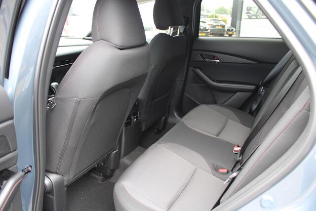 Mazda CX-30 2.0 e-SkyActiv-G150 M Hybrid Homura , Demovoordeel ¤ 4.000,-, Navi, Adap.Cruise, Clima, Apple Carplay, Camera, PDC, HUD, Stoelverwarming, LMV 18 Inch