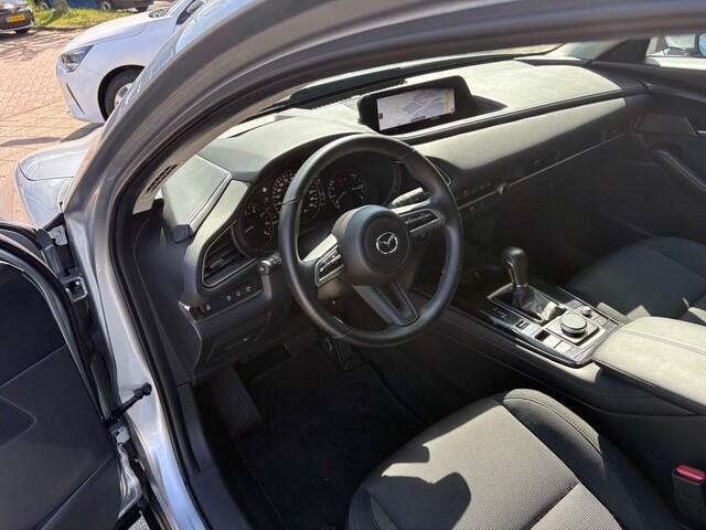 Mazda CX-30 2.0 e-SkyActiv-G M Hybrid | Navi | Trekhaak | 20.321 km Dealeronderhouden