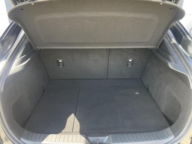 Mazda CX-30 2.0 e-SkyActiv-X M Hybrid Luxury | Lederen bekleding | Bose geluidssysteem | Schuif-/Kanteldak |