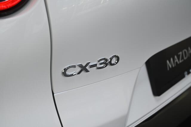 Mazda CX-30 e-SkyActiv-X 180 6MT Luxury met I-activsense *Dealeronderhouden*