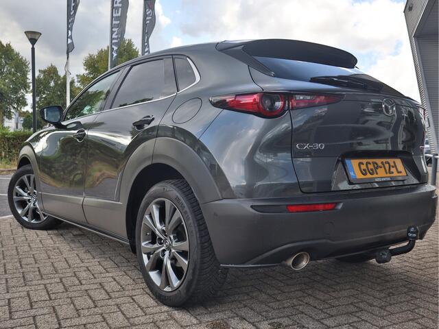 Mazda CX-30 2.0 e-SkyActiv-X M Hybrid Luxury Automaat | Schuifdak | Trekhaak | Stoelverwarming | Navigatie | Camera | Bose Soundsysteem |